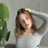 HoneyBella from fansly