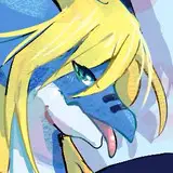 望月ぴの。